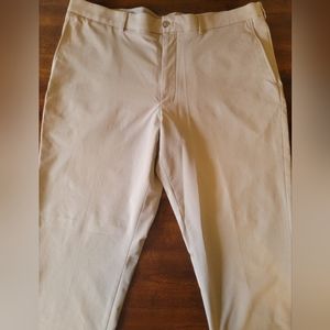 Walter Hagen Tan Golf Pants Size 40/30